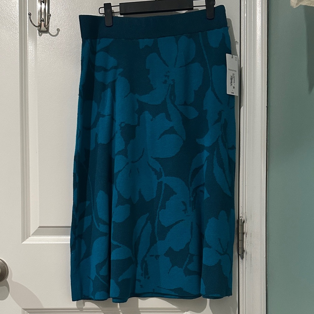 Liz Claiborne Blue Floral A-Line Skirt